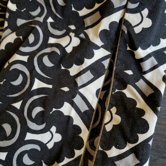 H&M Top - Picture 4 of 6